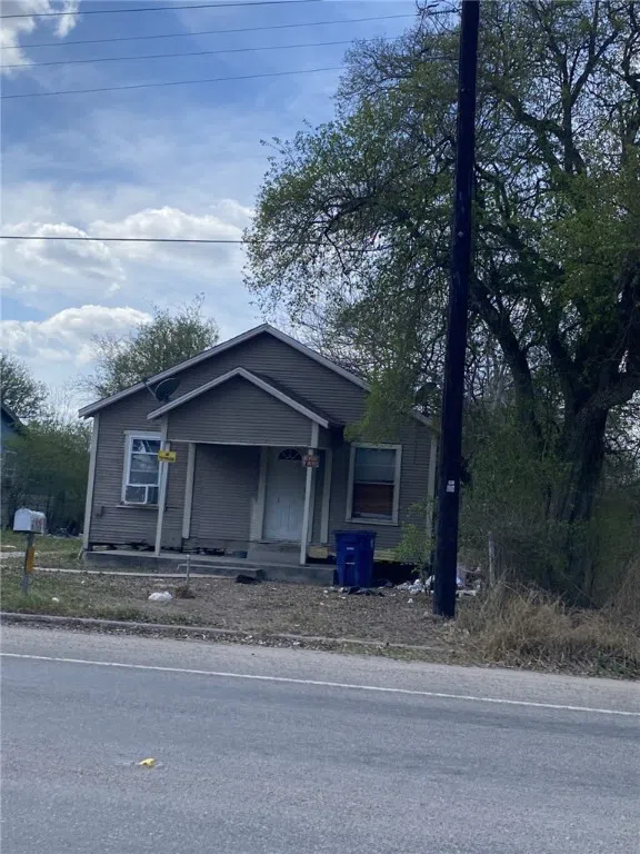 1309 Beam Station Road Alice, TX 78332
