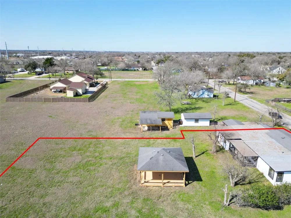 1414 Fifth Street Lockhart, TX 78644