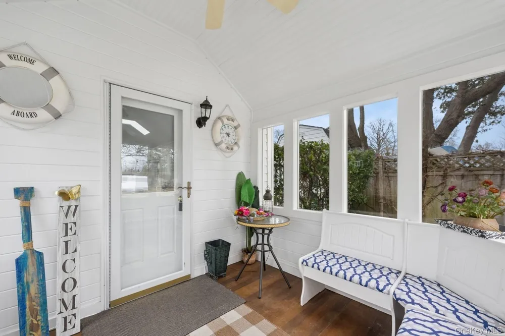 424 4th Street Greenport, NY 11944