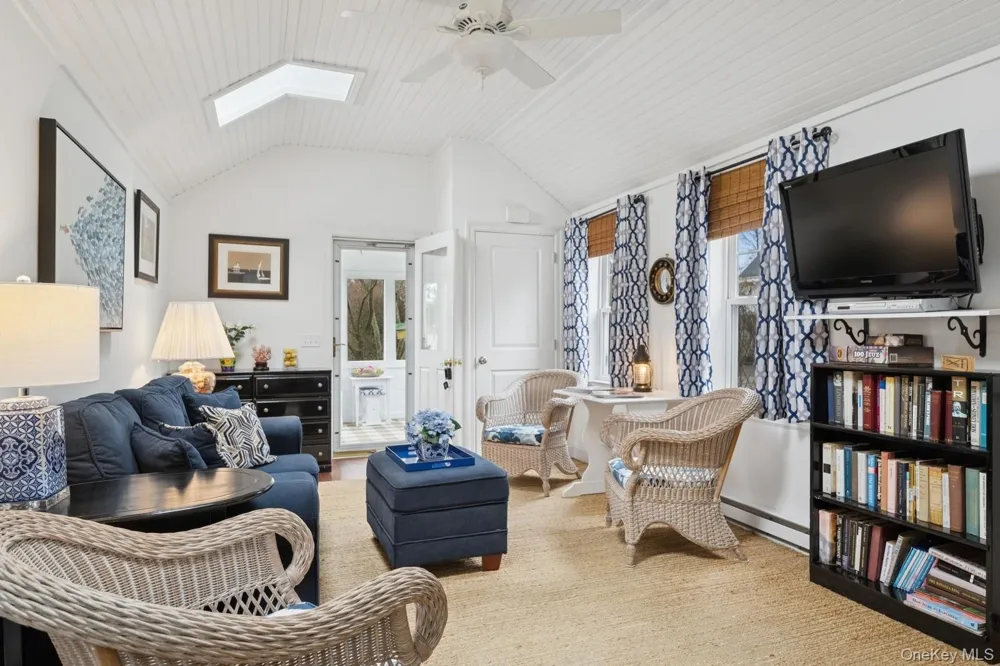 424 4th Street Greenport, NY 11944