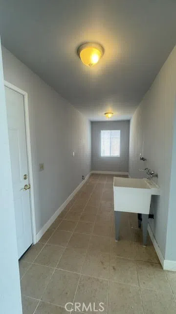 716 Brampton Avenue Rialto, CA 92376