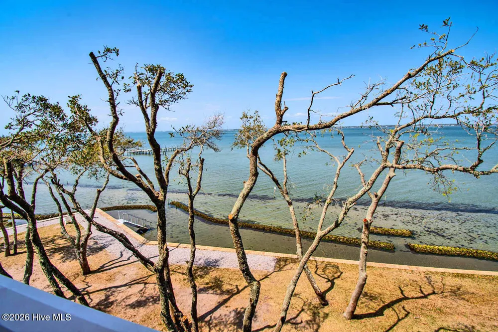 1700 Salter Path Road #202-R Indian Beach, NC 28512