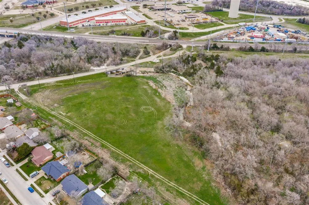 701 Davidson Drive Garland, TX 75040