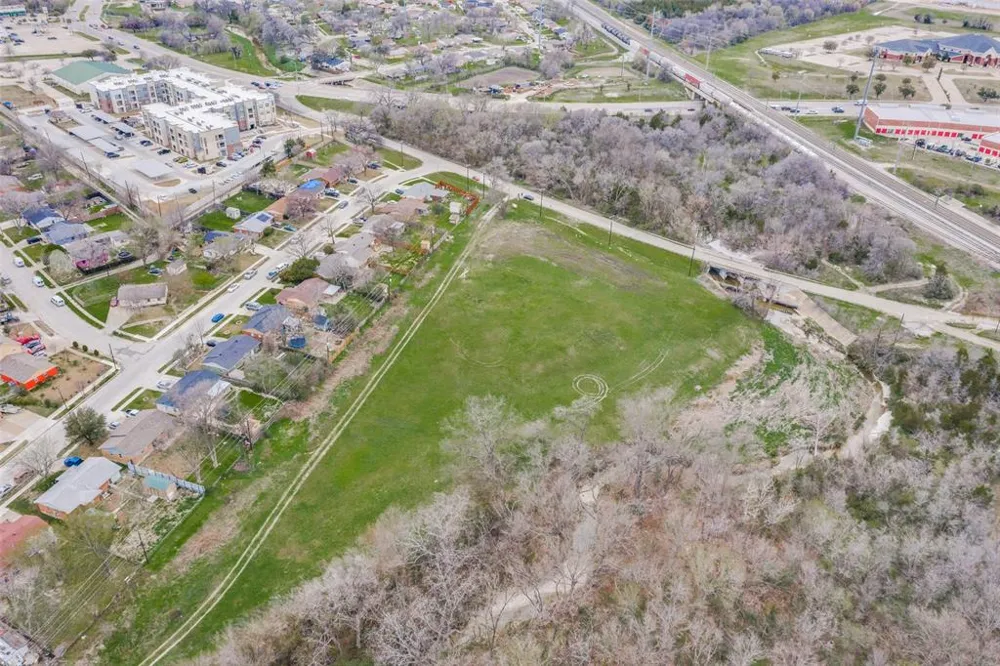 701 Davidson Drive Garland, TX 75040