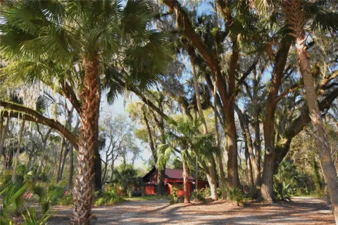 1302 SE WACAHOOTA ROAD
