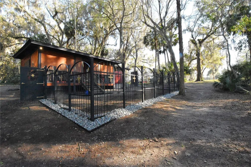 1302 SE WACAHOOTA ROAD Micanopy, FL 32667