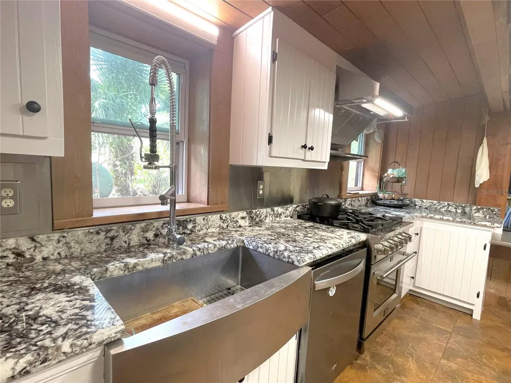 1302 SE WACAHOOTA ROAD Micanopy, FL 32667
