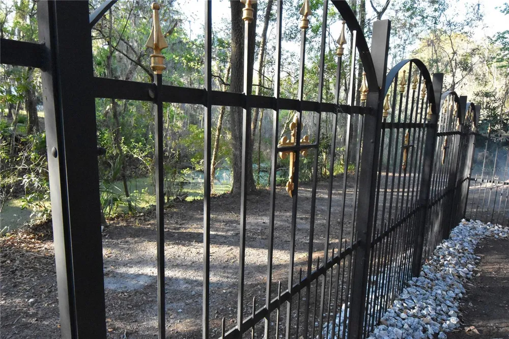 1302 SE WACAHOOTA ROAD Micanopy, FL 32667