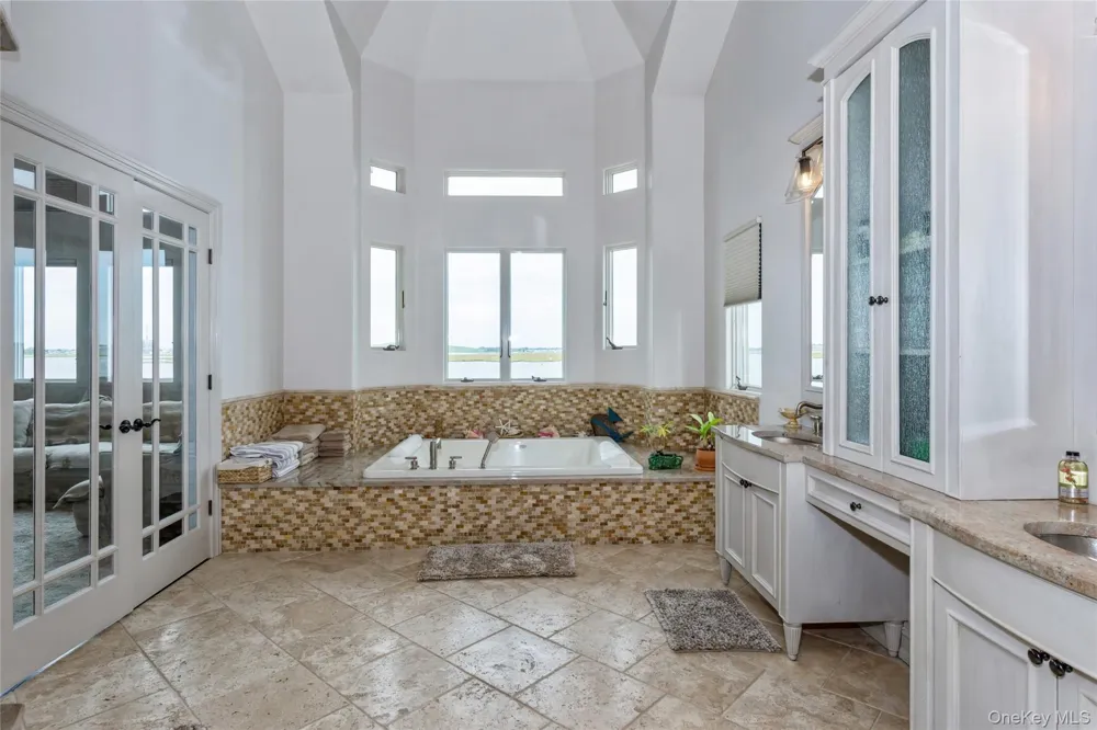 319 Harbor Drive Lido Beach, NY 11561