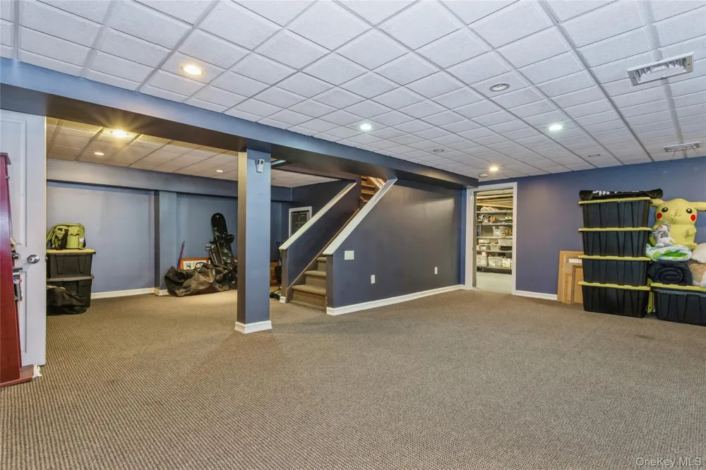 319 Harbor Drive Lido Beach, NY 11561