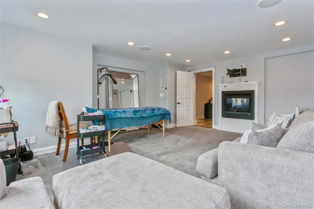 319 Harbor Drive Lido Beach, NY 11561