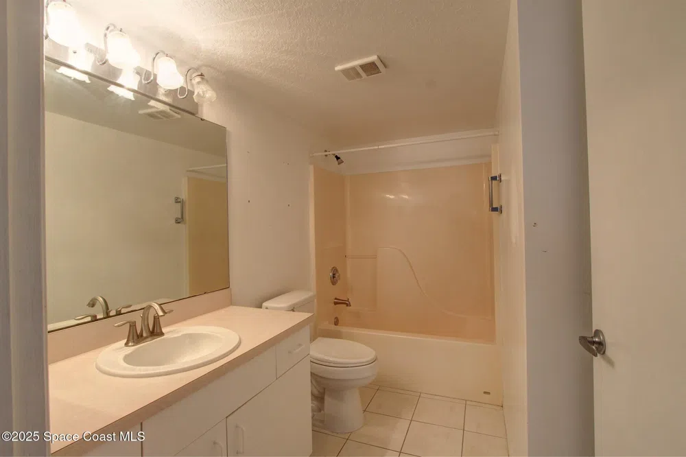 1420 Huntington Lane #2101 Rockledge, FL 32955