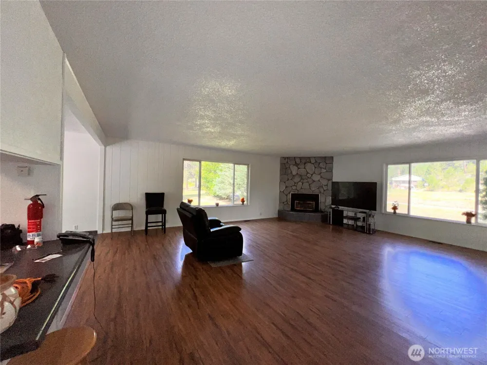 17320 Highway 21 Malo, WA 99150
