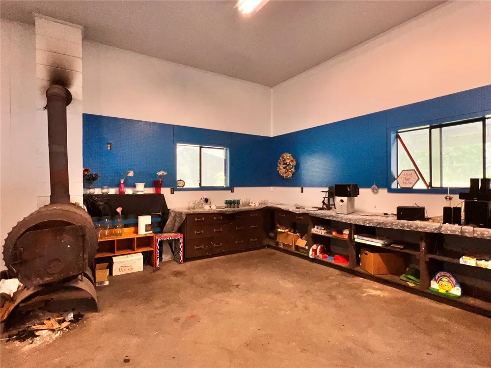 17320 Highway 21 Malo, WA 99150
