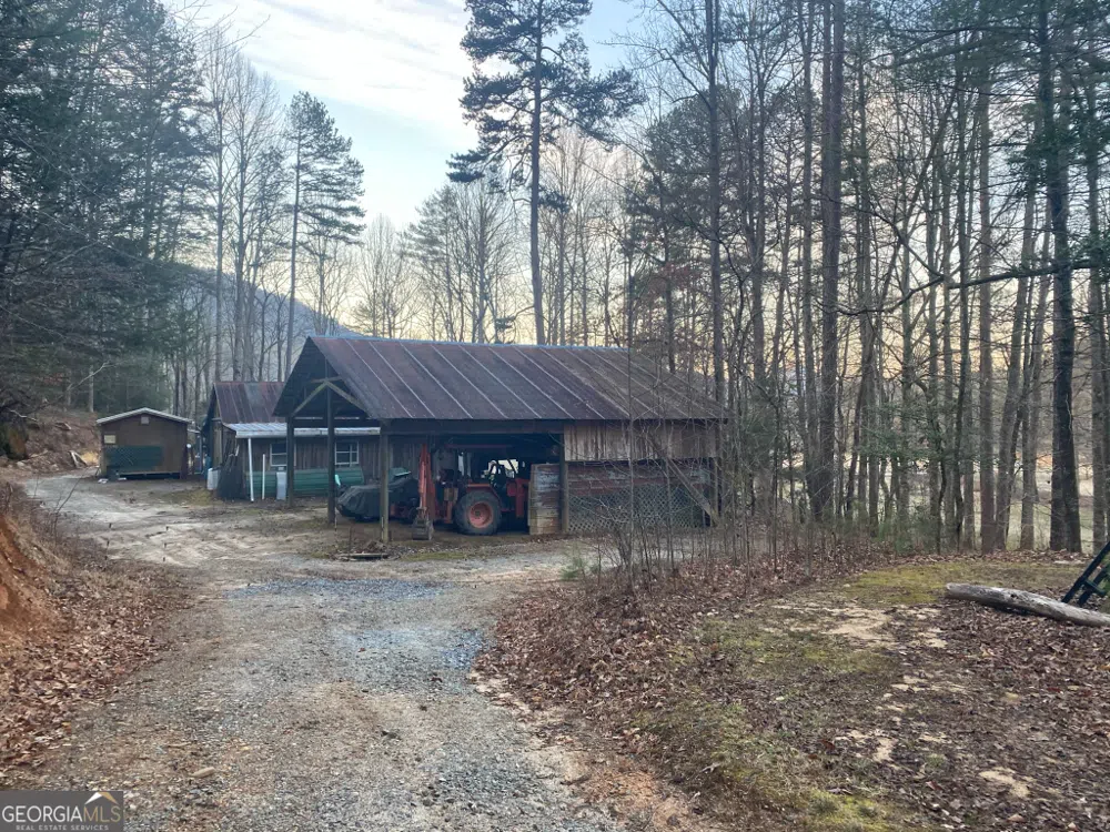 2594 Blue Ridge Gap RD Clayton, GA 30525