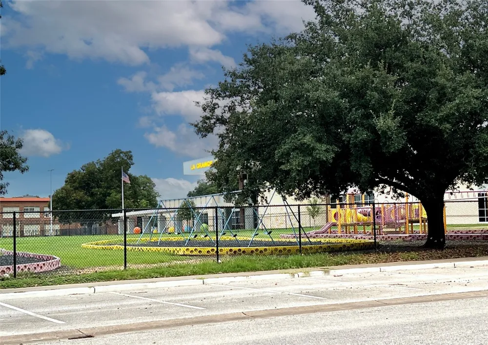 528 E Milam Street La Grange, TX 78945