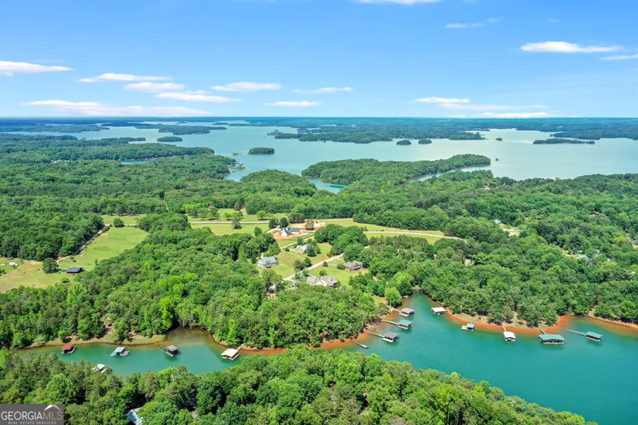 LOT E Majestic Shores DR Hartwell, GA 30643