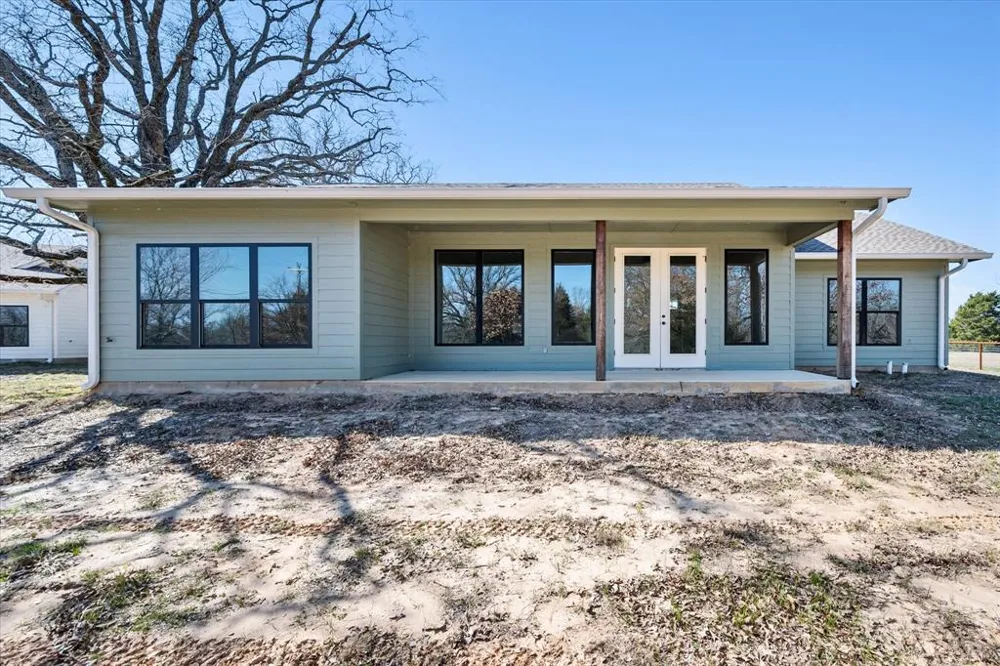 14174 Clark Drive Streetman, TX 75859