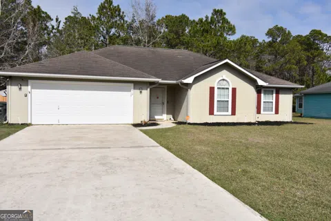 218 Lake Forest DR