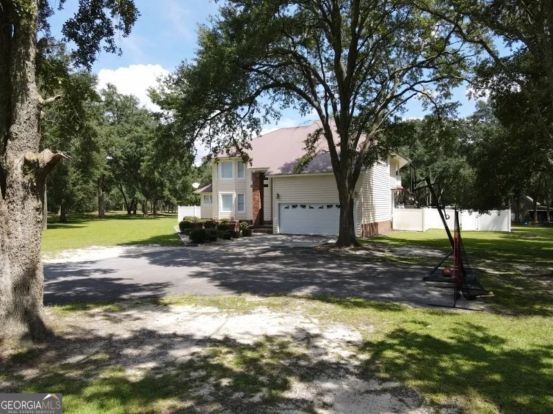 11 Plantation DR Swainsboro, GA 30401