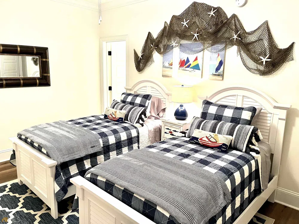 1548 Ocean BLVD St. Simons, GA 31522