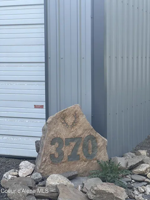 370 Old County Road