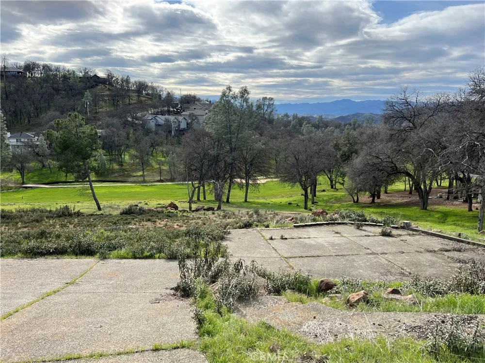 20073 Powder Horn Road Hidden Valley Lake, CA 95467