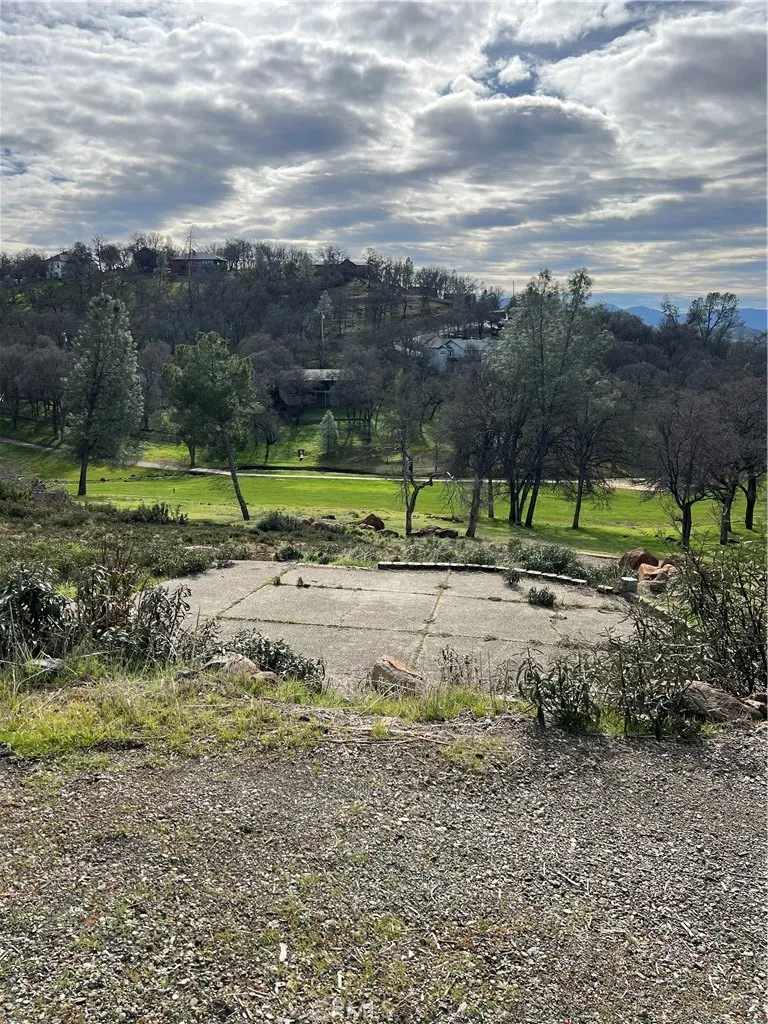 20073 Powder Horn Road Hidden Valley Lake, CA 95467