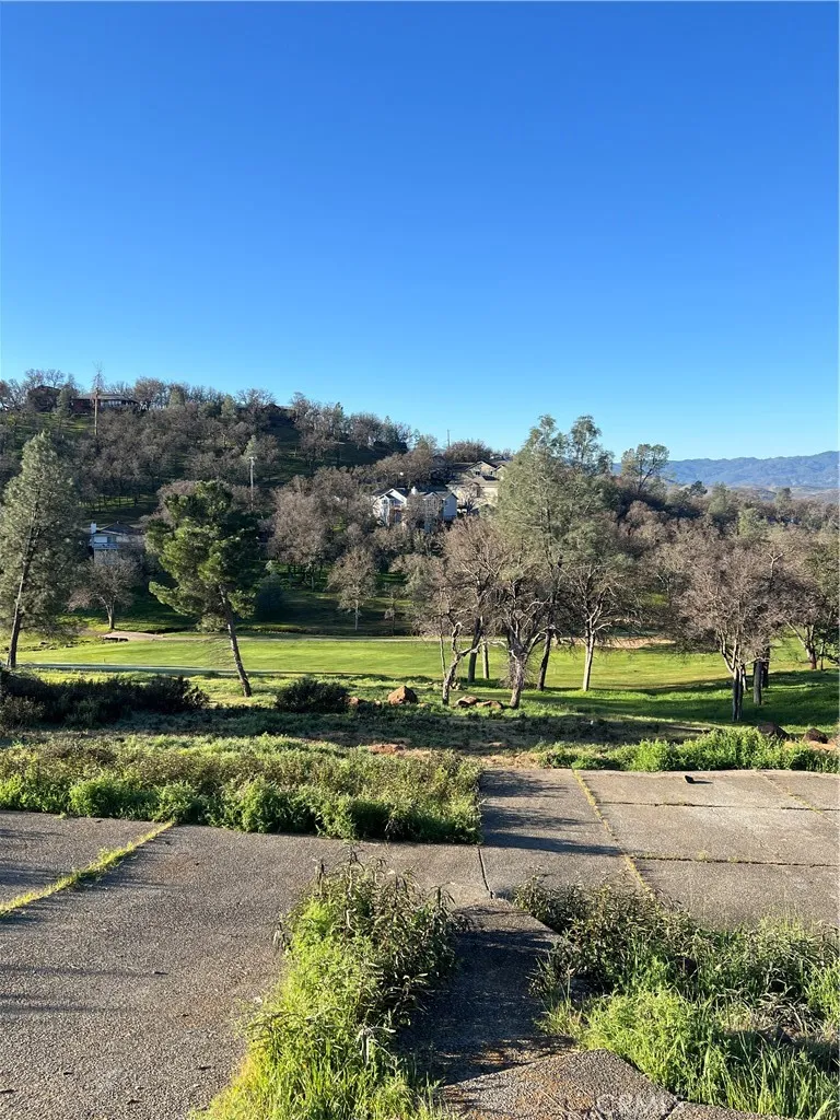20073 Powder Horn Road Hidden Valley Lake, CA 95467
