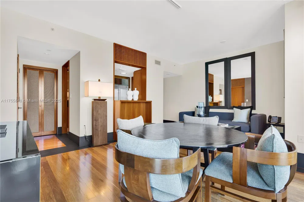 101 20 #1803/5 Miami Beach, FL 33139