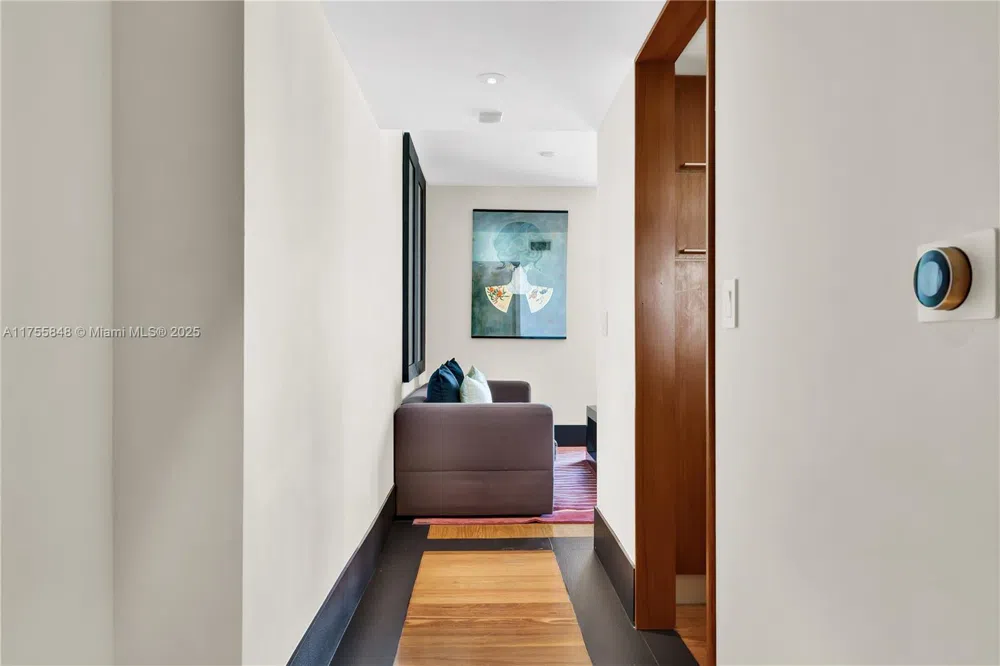 101 20 #1803/5 Miami Beach, FL 33139