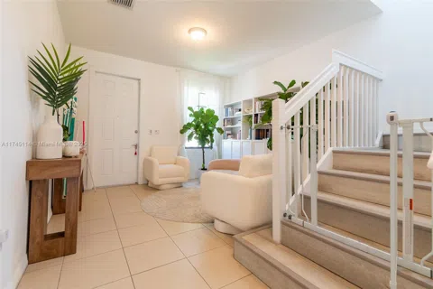 686 NE 191st Ter
