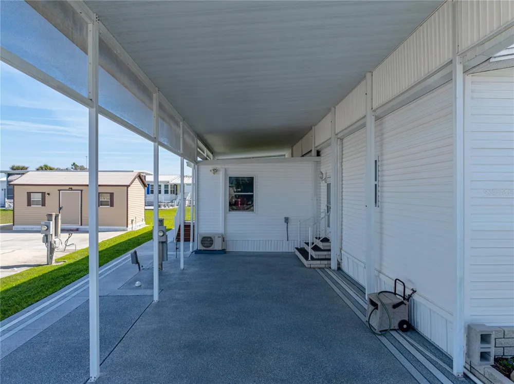 8925 SOUTHSHORE COURT Polk City, FL 33868