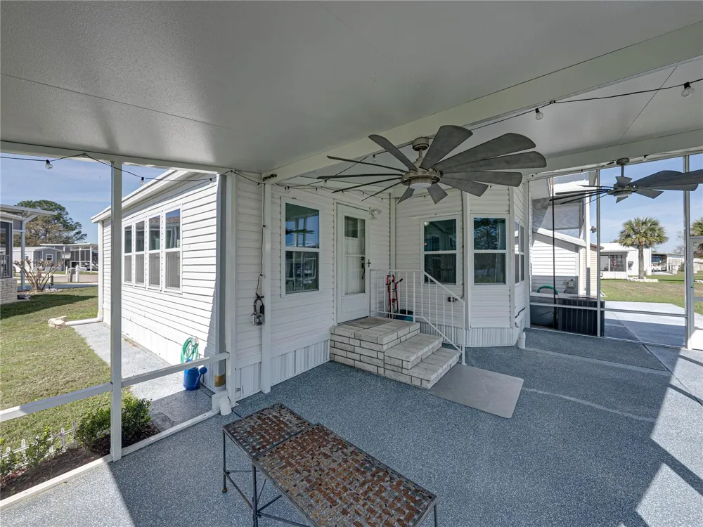 8925 SOUTHSHORE COURT Polk City, FL 33868