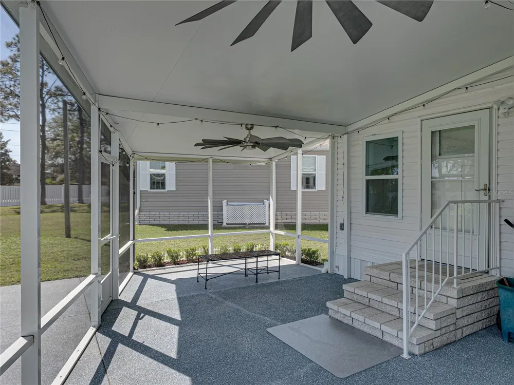 8925 SOUTHSHORE COURT Polk City, FL 33868