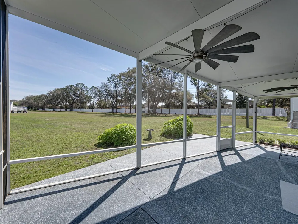 8925 SOUTHSHORE COURT Polk City, FL 33868