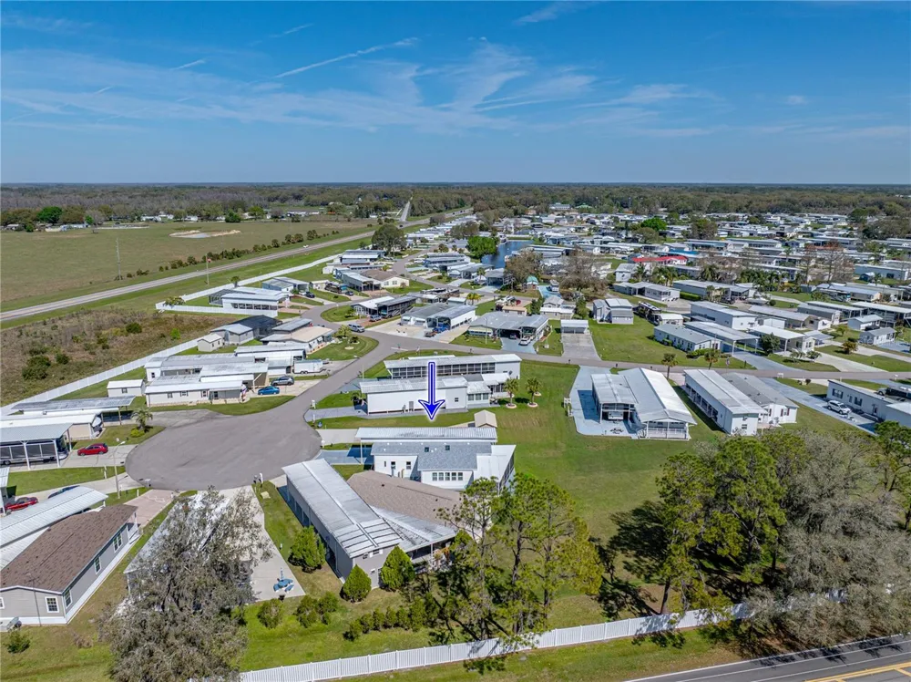 8925 SOUTHSHORE COURT Polk City, FL 33868