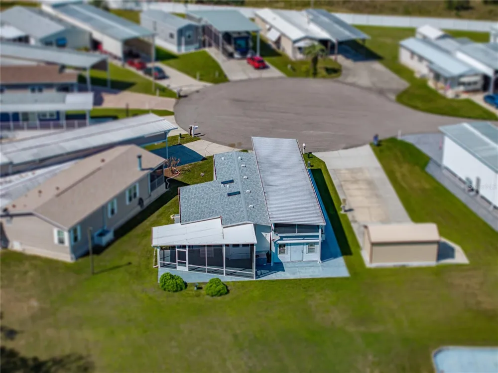 8925 SOUTHSHORE COURT Polk City, FL 33868
