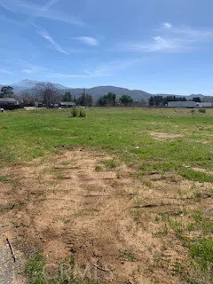 5242 C STREET Banning, CA 92220