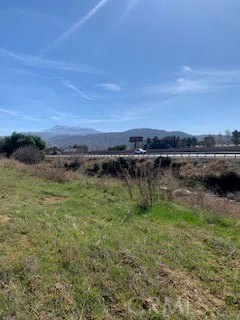 5242 C STREET Banning, CA 92220