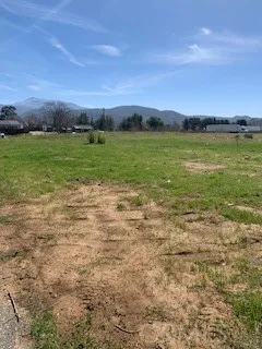 5242 C STREET Banning, CA 92220