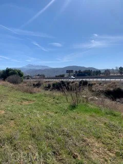 5242 C STREET Banning, CA 92220