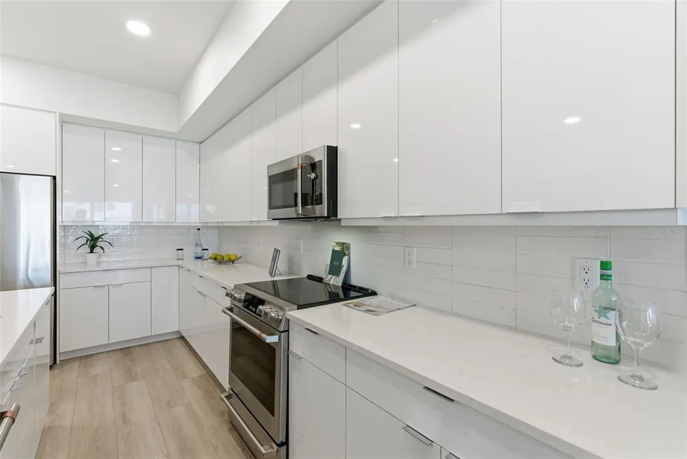 400 150TH AVENUE #206 Madeira Beach, FL 33708
