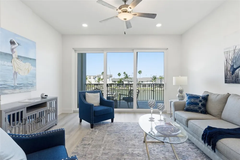 400 150TH AVENUE #206 Madeira Beach, FL 33708