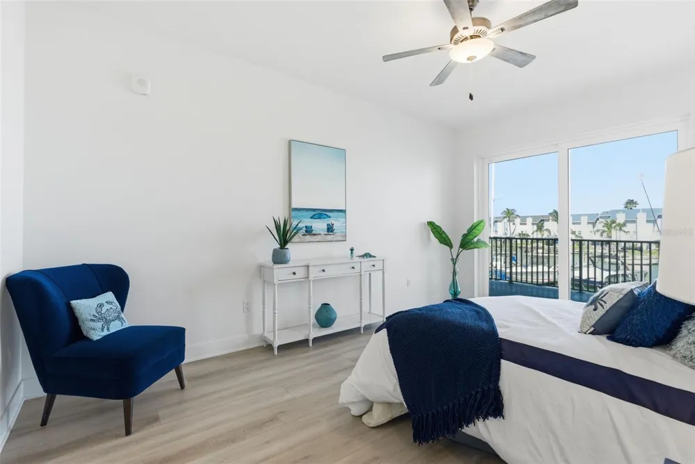400 150TH AVENUE #206 Madeira Beach, FL 33708