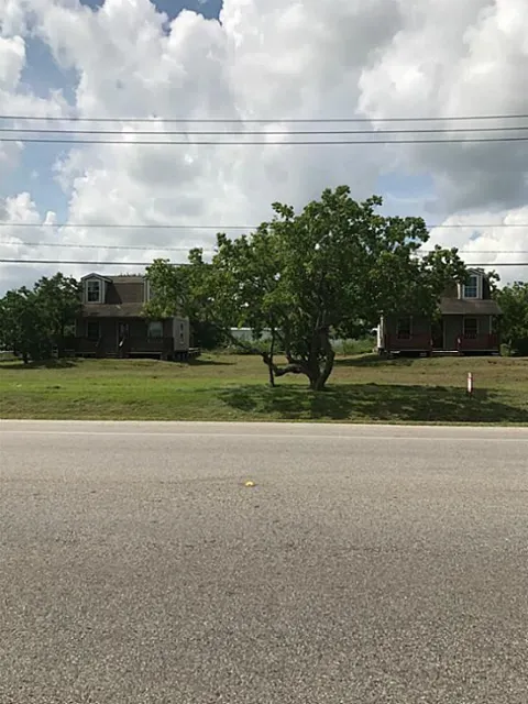 24 E Bayshore Drive