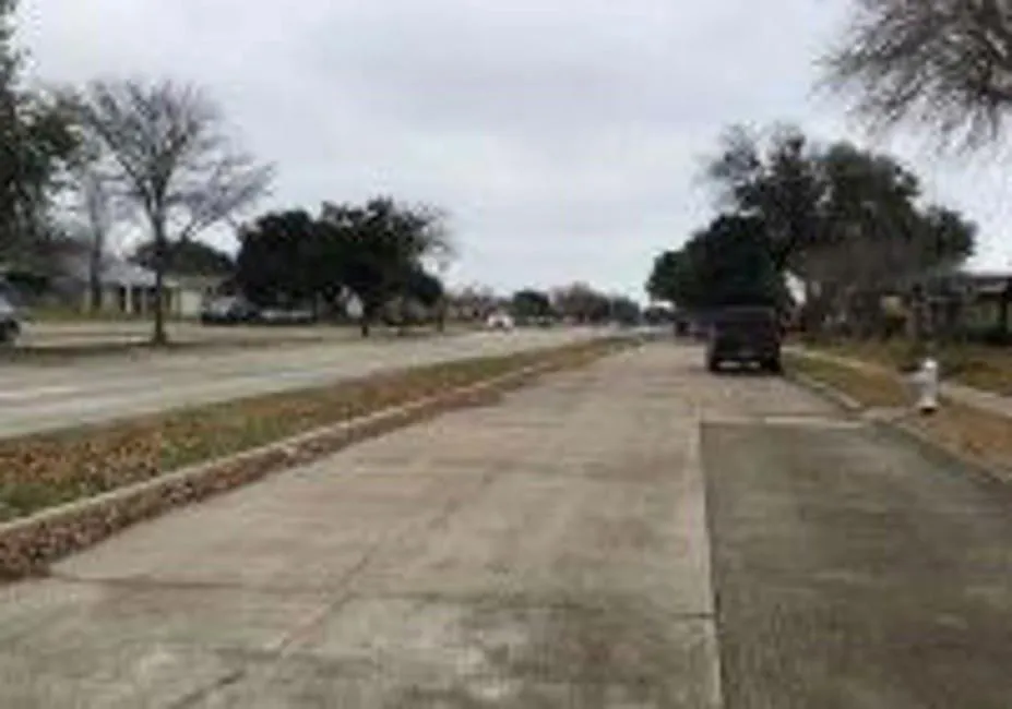 5052 S Colony Boulevard The Colony, TX 75056