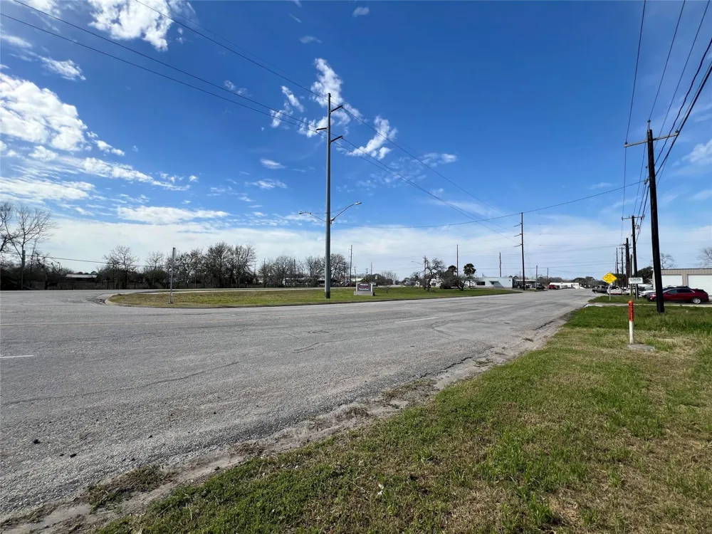 1101 S Mechanic Street El Campo, TX 77437