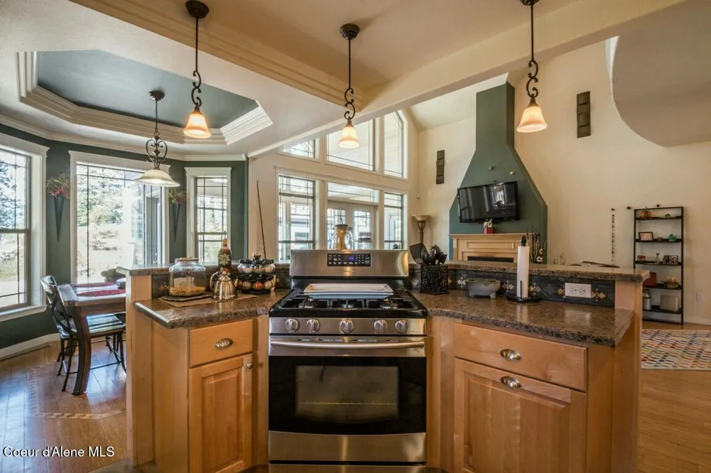 6337 McCall Street Bonners Ferry, ID 83805