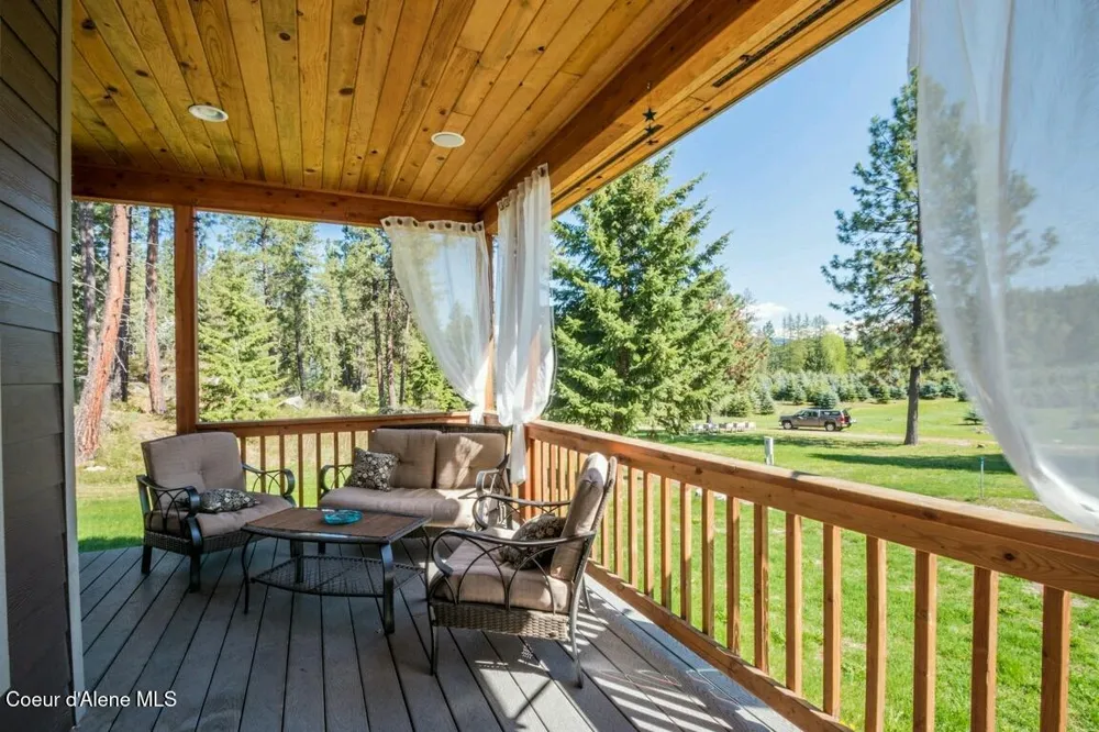 6337 McCall Street Bonners Ferry, ID 83805